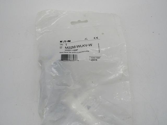 M22M-WLKV-W Part Image. Manufactured by Eaton.