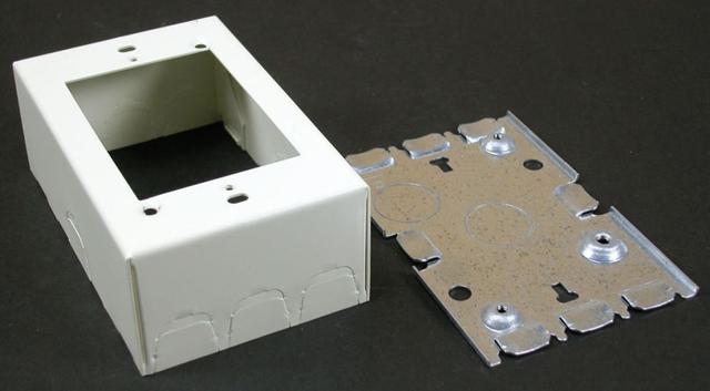 5748WH Part Image. Manufactured by Wiremold.