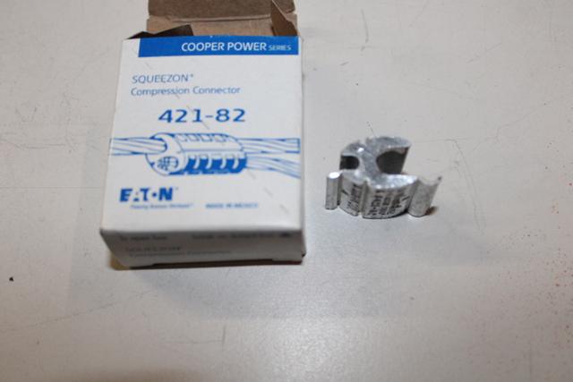 421-82 Part Image. Manufactured by Eaton.