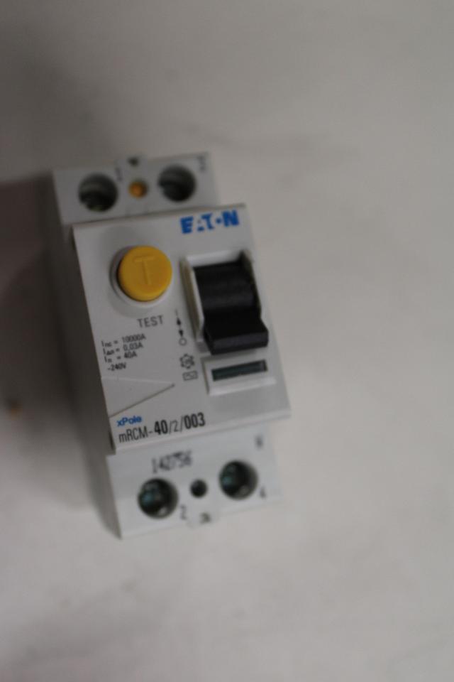 MRCM-40/2/003 Part Image. Manufactured by Eaton.