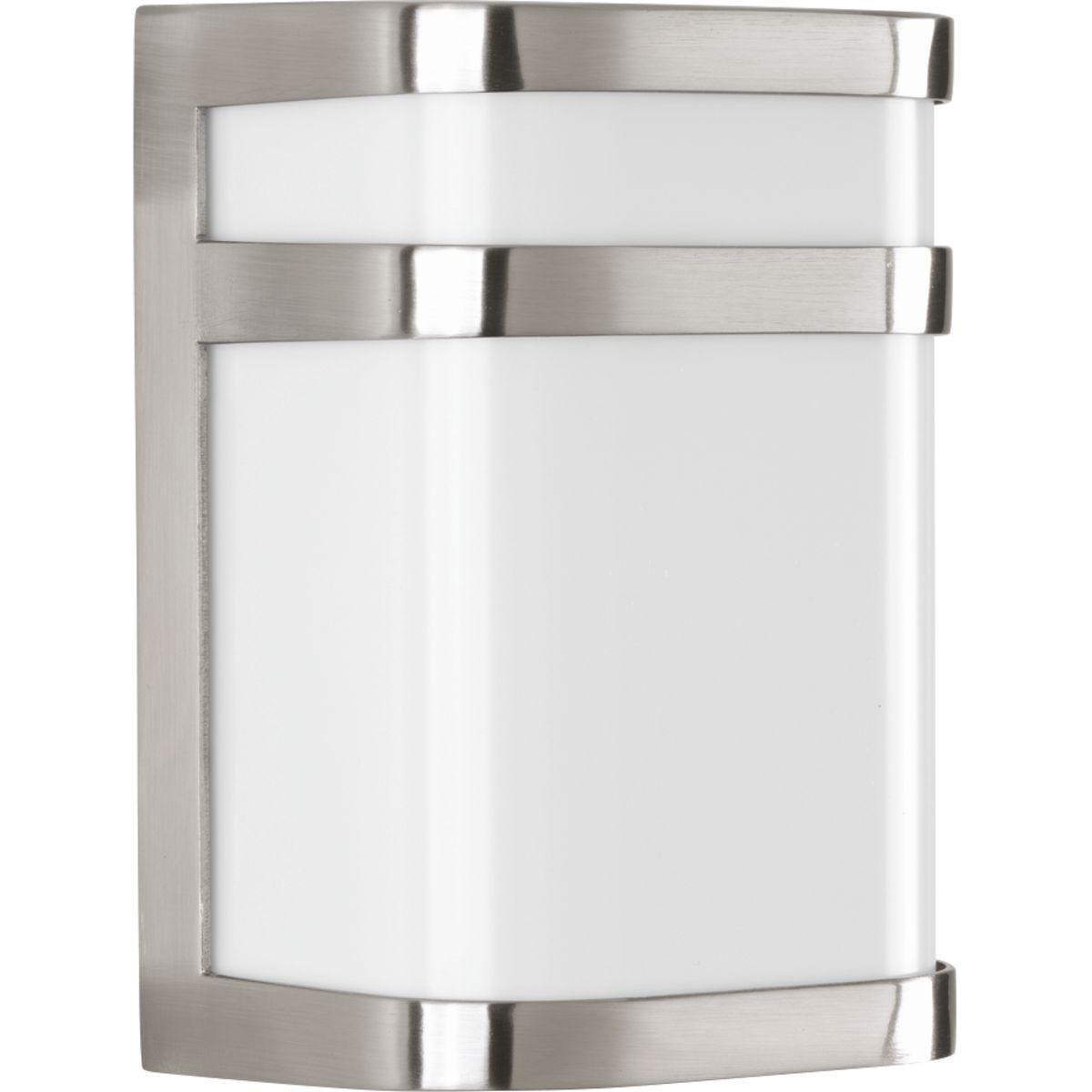 Hubbell P5800-0930K9 Clean lines are up front and center for these modern LED outdoor sconces. Valera features a die-cast aluminum frame and matte white, acrylic diffuser. Energy efficient LED source offers 3000K color temperature and 90+CRI output. Title 24 compliant. One-li